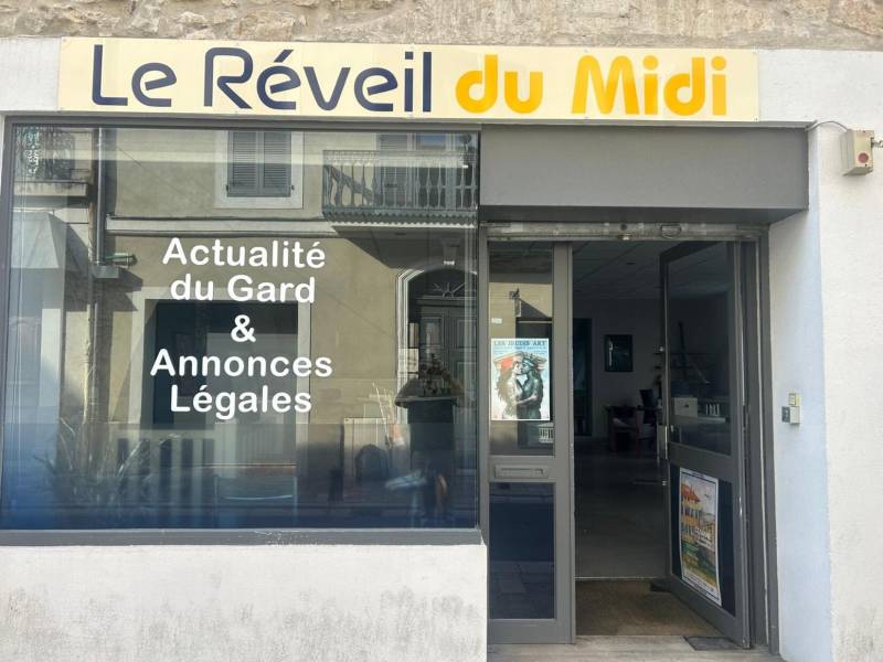 Annonce légale de modification d'adresse pour une entreprise dans le Gard